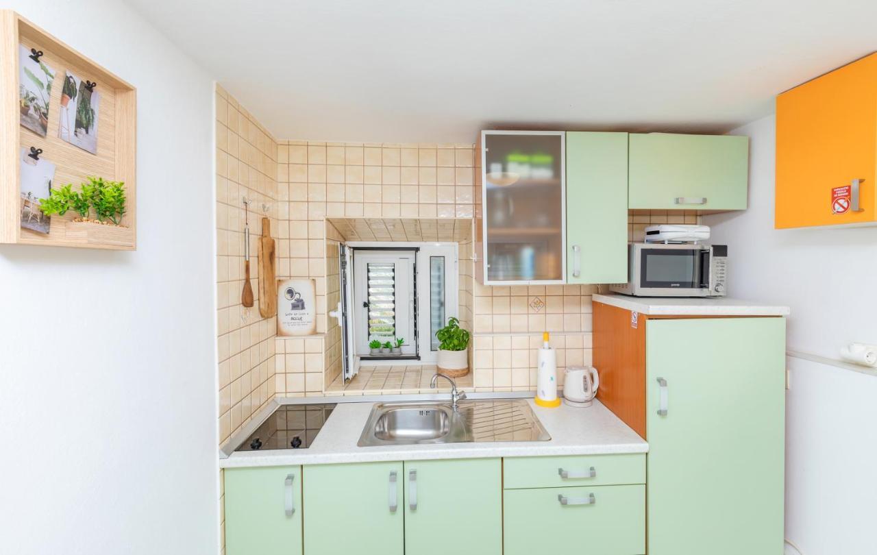 Revelin Apartment *